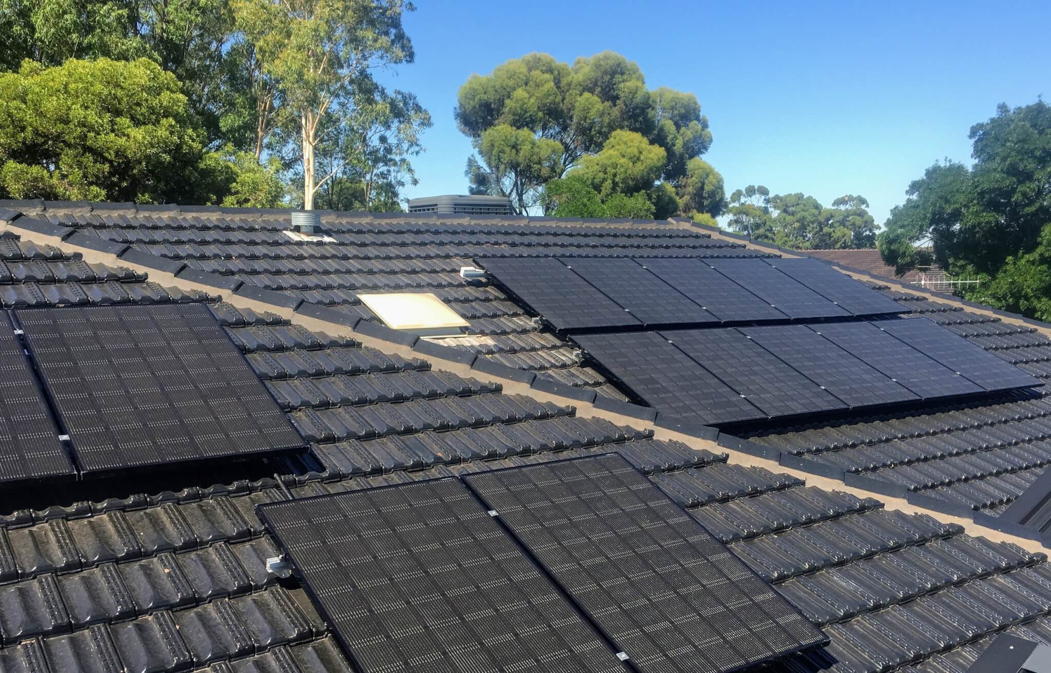 LG Black Solar Panels NeON2 Black SolarWise Wagga